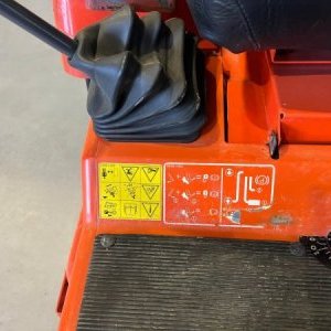 foto 555kg koszarka Kubota GZD15-II