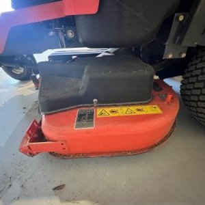 foto 555kg koszarka Kubota GZD15-II